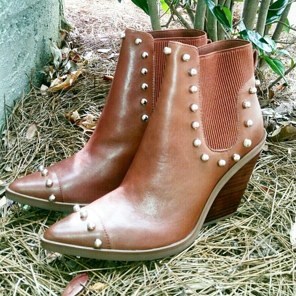 zoneout studded booties